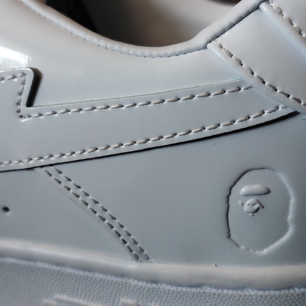 *New* Bathing Ape Bape Sta Men's Glossy White Sneakers Classic SIZE 10.5 - Picture 4 of 14